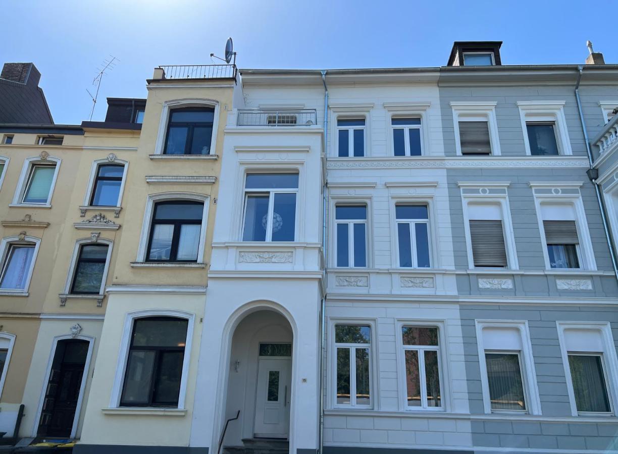 Der Schwan, Innenstadt, 2022 Renoviert Düren - Eifel エクステリア 写真